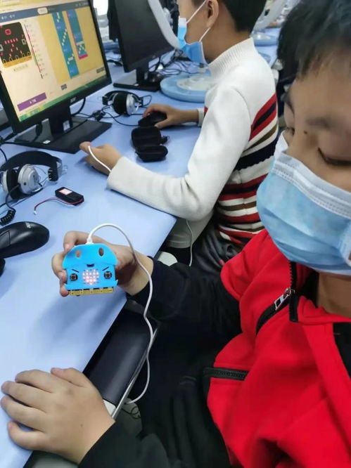 科技 發明因生活而產生 生活因科技而改變